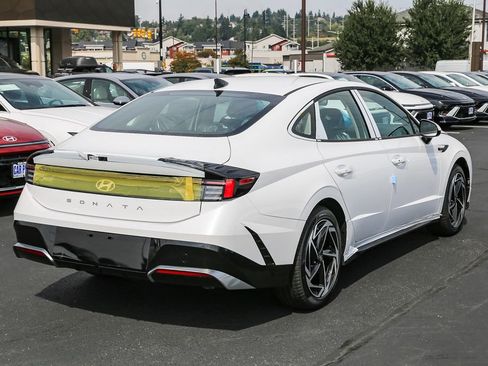 Used 2026 Hyundai Sonata SEL image 9