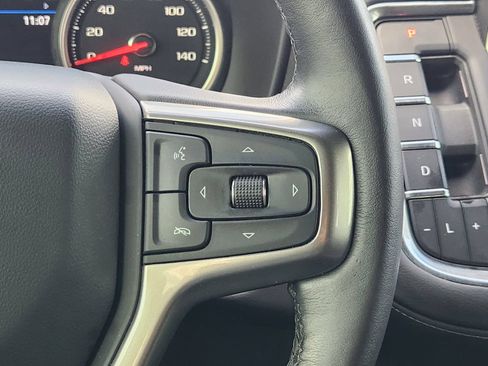 Used 2021 Chevrolet Tahoe Z71 w/ Z71 Off-Road Package AWD/4WD image 32