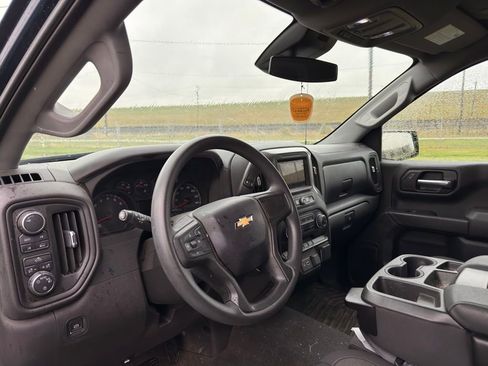 Used 2023 Chevrolet Silverado 1500 Custom image 19