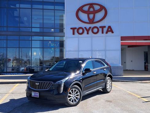 Used 2020 Cadillac XT4 Luxury AWD/4WD image 1