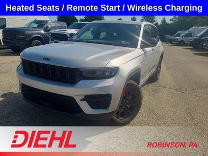Used 2024 Jeep Grand Cherokee Altitude