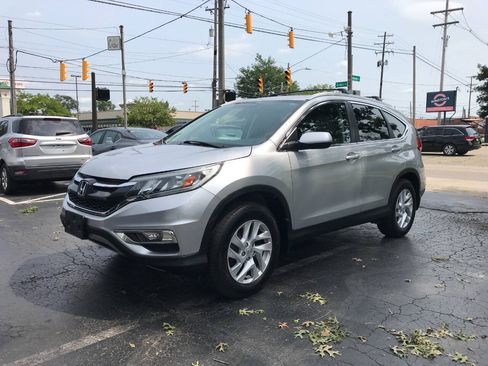 Used 2016 Honda CR-V EX image 4