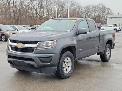 Used 2017 Chevrolet Colorado W/T w/ WT Convenience Package image 3
