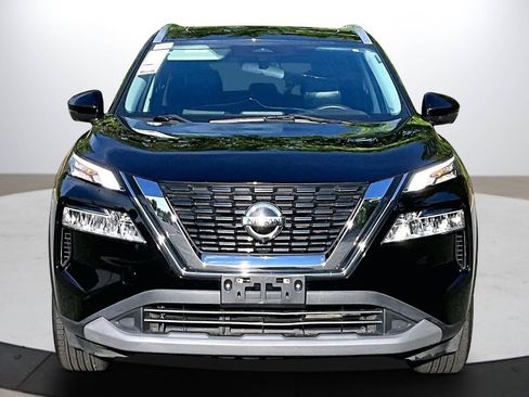 Used 2021 Nissan Rogue SV w/ Premium Package AWD/4WD image 3