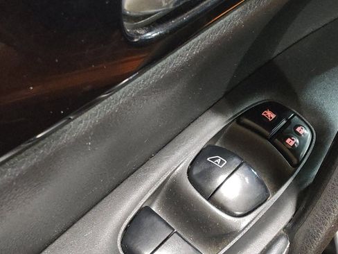 Used 2017 Nissan Rogue Sport SL w/ SL Premium Package image 27