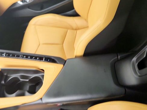 Used 2022 Chevrolet Corvette Stingray Preferred Conv w/ Z51 Performance Package RWD image 18