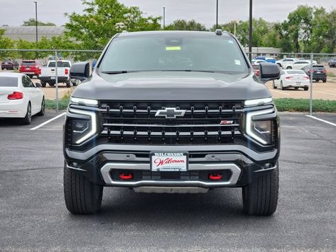 Used 2025 Chevrolet Tahoe Z71 AWD/4WD image 8