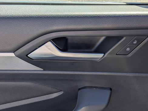 Used 2021 Volkswagen Jetta SE image 13