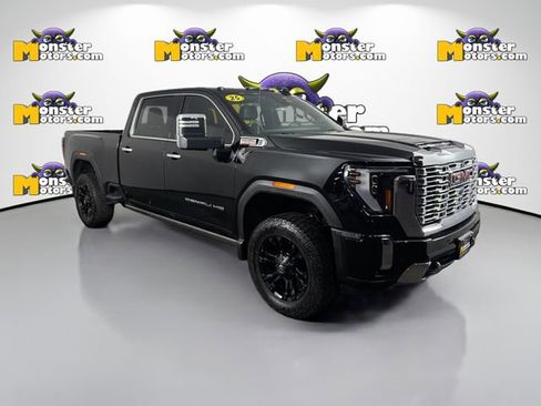Used 2024 GMC Sierra 2500 Denali w/ Denali Reserve Package image 3