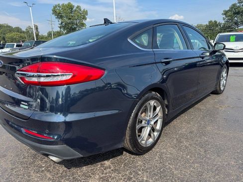 Used 2020 Ford Fusion SEL FWD image 11