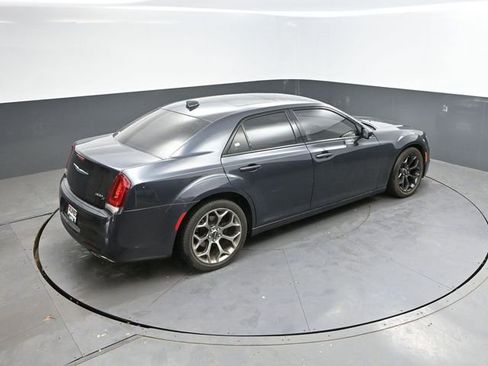 Used 2018 Chrysler 300 S w/ 300S Premium Group image 35