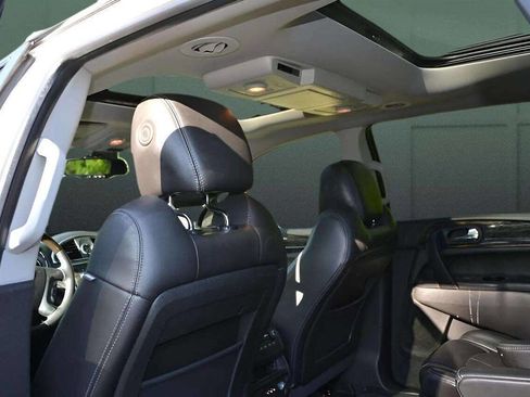 Used 2014 Buick Enclave Premium w/ Trailering Provision Package image 17