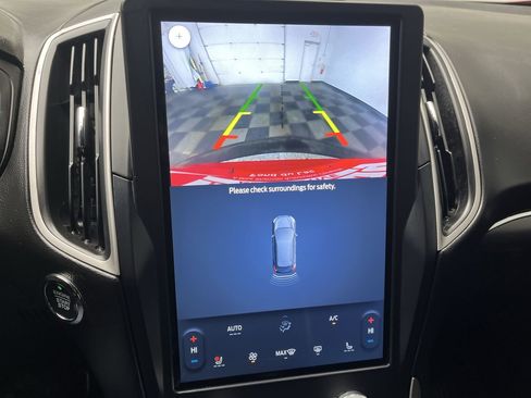 Used 2022 Ford Edge ST-Line image 4