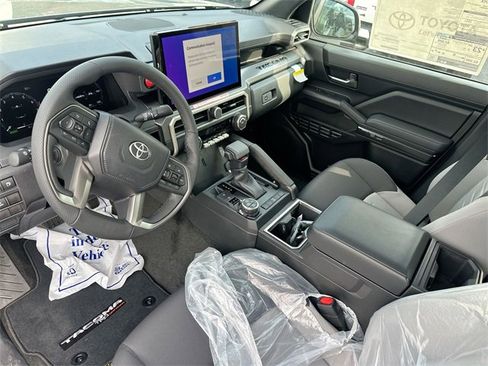 New 2025 Toyota Tacoma TRD Off-Road image 20
