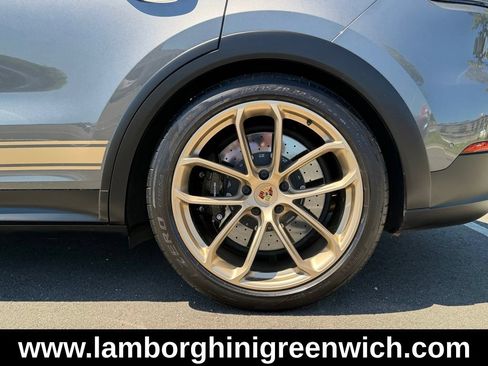 Used 2024 Porsche Cayenne Turbo GT AWD/4WD image 22
