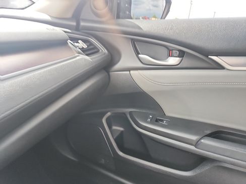 Used 2018 Honda Civic EX-L image 26