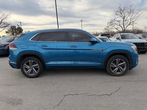Used 2024 Volkswagen Atlas Cross Sport SEL R-Line image 7