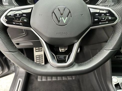 Used 2024 Volkswagen Tiguan SEL R-Line AWD/4WD image 14