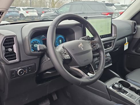 New 2025 Ford Bronco Sport Outer Banks AWD/4WD image 13