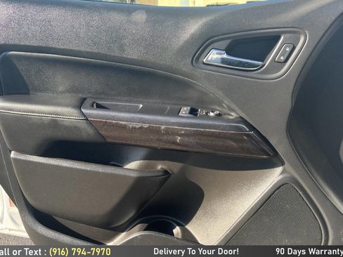 Used 2020 GMC Canyon SLE w/ Driver Alert Package image 17