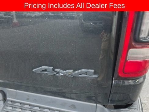 Used 2020 RAM 1500 Limited w/ Black Appearance Package AWD/4WD image 7