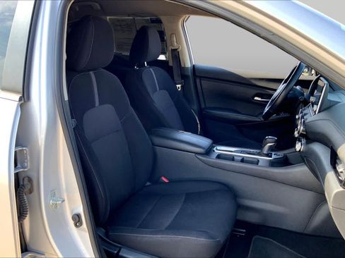 Used 2022 Nissan Sentra SV w/ Trunk Package FWD image 7