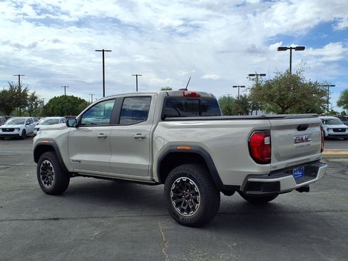 Used 2026 GMC Canyon AT4 w/ Technology Plus Package AWD/4WD image 4