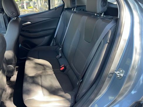 Used 2025 Buick Encore GX Preferred image 32