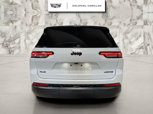 Used 2025 Jeep Grand Cherokee L Limited w/ Black Appearance Package image 4