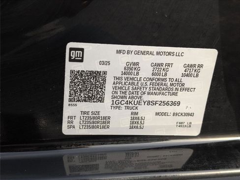 Used 2025 Chevrolet Silverado 3500 LTZ w/ LTZ Plus Package AWD/4WD image 11