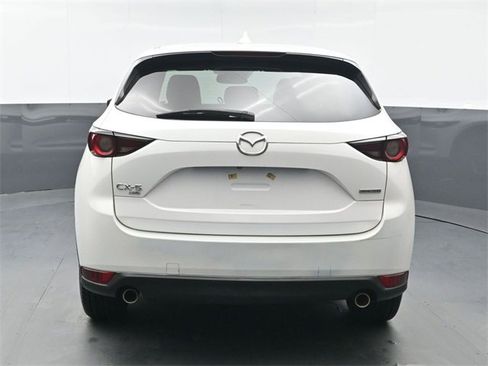 Used 2020 MAZDA CX-5 Touring image 4