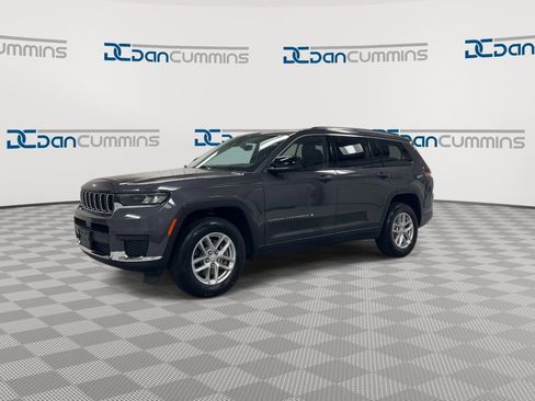 Used 2023 Jeep Grand Cherokee L Laredo w/ Luxury Tech Group I AWD/4WD image 4