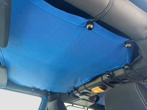 Used 2016 Jeep Wrangler Unlimited Sahara w/ Connectivity Group image 24