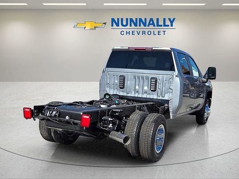 New 2026 Chevrolet Silverado 3500 LT w/ Convenience Package AWD/4WD image 4