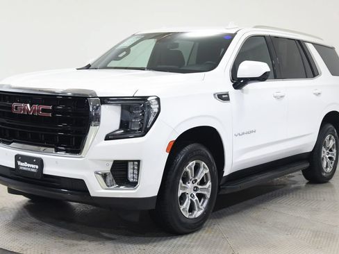 Used 2024 GMC Yukon SLE AWD/4WD image 15