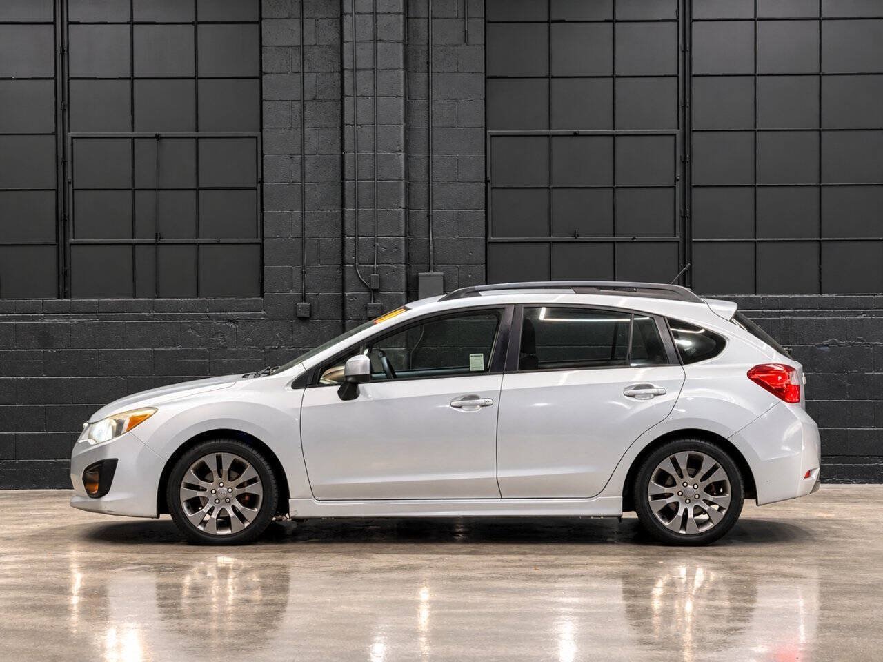 Used 2014 Subaru Impreza 2.0i Sport Premium AWD/4WD image 10