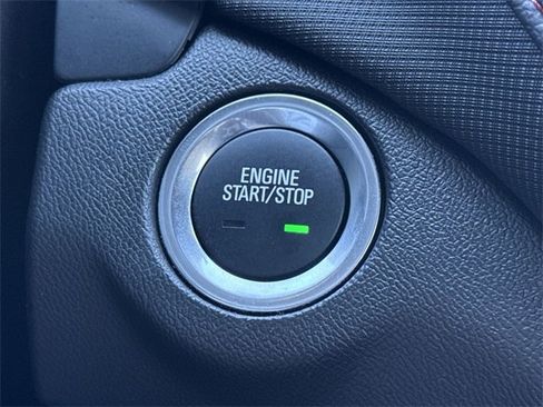 Used 2023 Chevrolet Equinox RS image 26