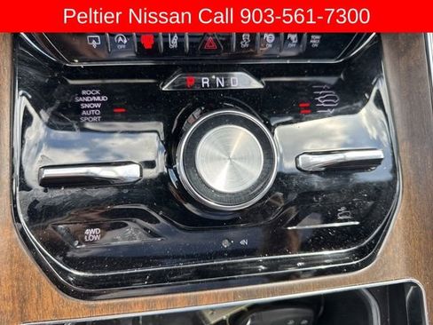 Used 2023 Jeep Grand Wagoneer Series II image 18