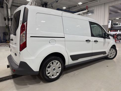 Used 2018 Ford Transit Connect XLT image 9