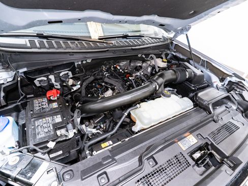 Used 2025 Ford Expedition Active AWD/4WD image 36