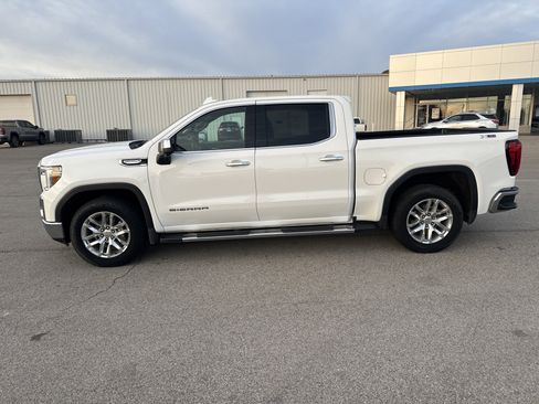 Used 2021 GMC Sierra 1500 SLT image 2