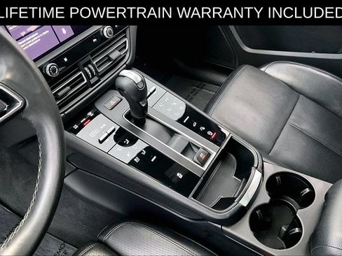 Used 2024 Porsche Macan w/ Premium Plus Package AWD/4WD image 17