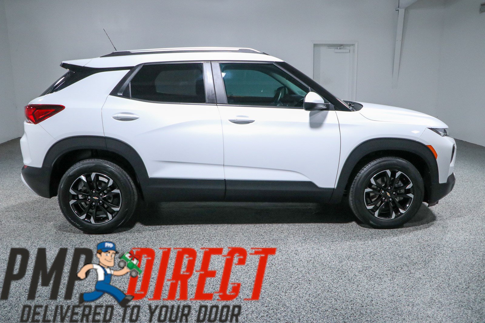 Used 2021 Chevrolet TrailBlazer LT w/ Premium Seating Package FWD image 6