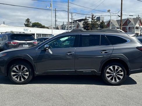 Used 2023 Subaru Outback Touring XT AWD/4WD image 6