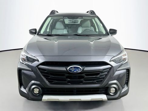 Used 2023 Subaru Outback Limited AWD/4WD image 2
