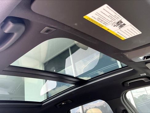 Used 2023 BMW X1 xDrive28i w/ Convenience Package image 13