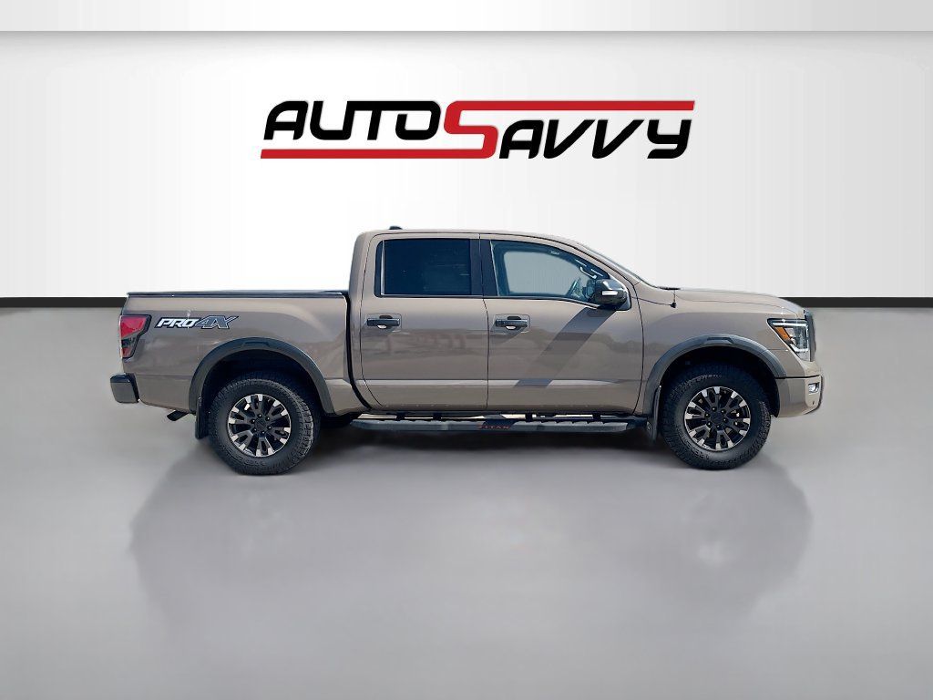 Used 2022 Nissan Titan PRO-4X w/ Pro-4x Convenience Package AWD/4WD image 8