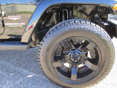 Used 2011 Jeep Wrangler Unlimited Sahara w/ Trailer Tow Group image 42