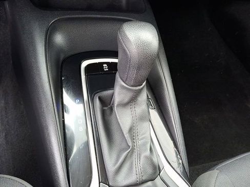 Used 2024 Toyota Corolla LE image 14