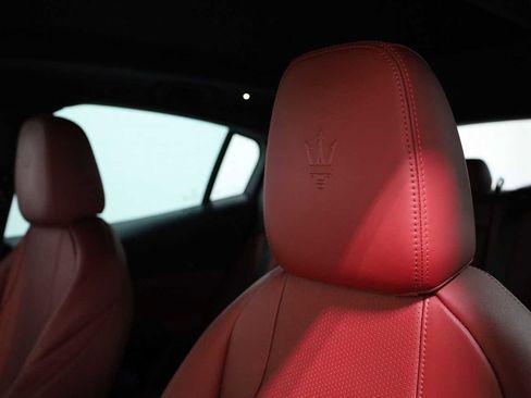Used 2023 Maserati Grecale Modena image 18
